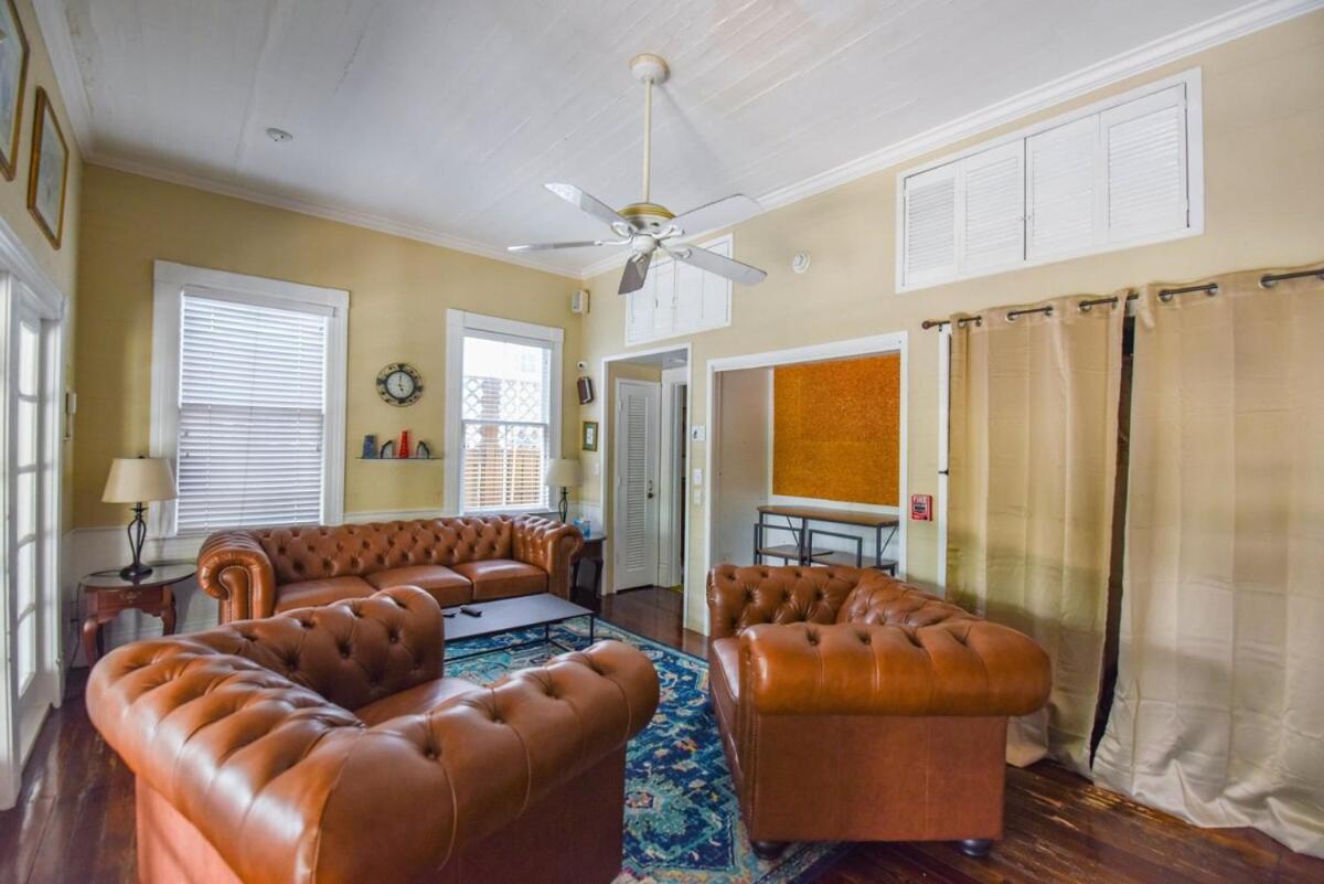 Curry House - Pool, King Bed & Balcony! Room 7 Key West Bagian luar foto