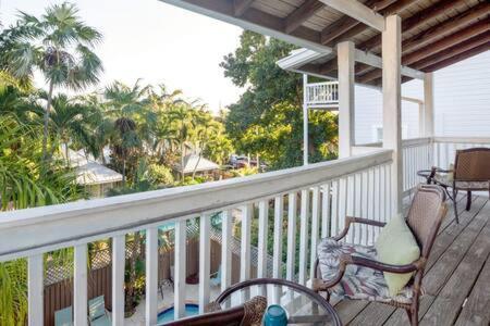 Curry House - Pool, King Bed & Balcony! Room 7 Key West Bagian luar foto
